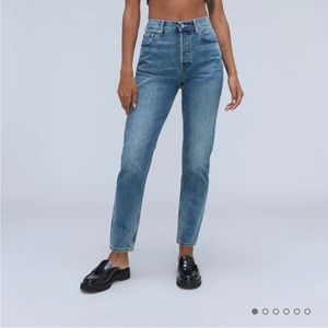 Everlane-90s cheeky cropped jeans